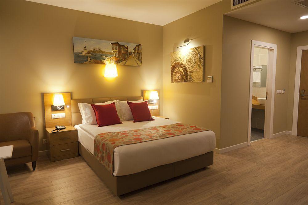Grand Plaza Hotel Стамбул Экстерьер фото