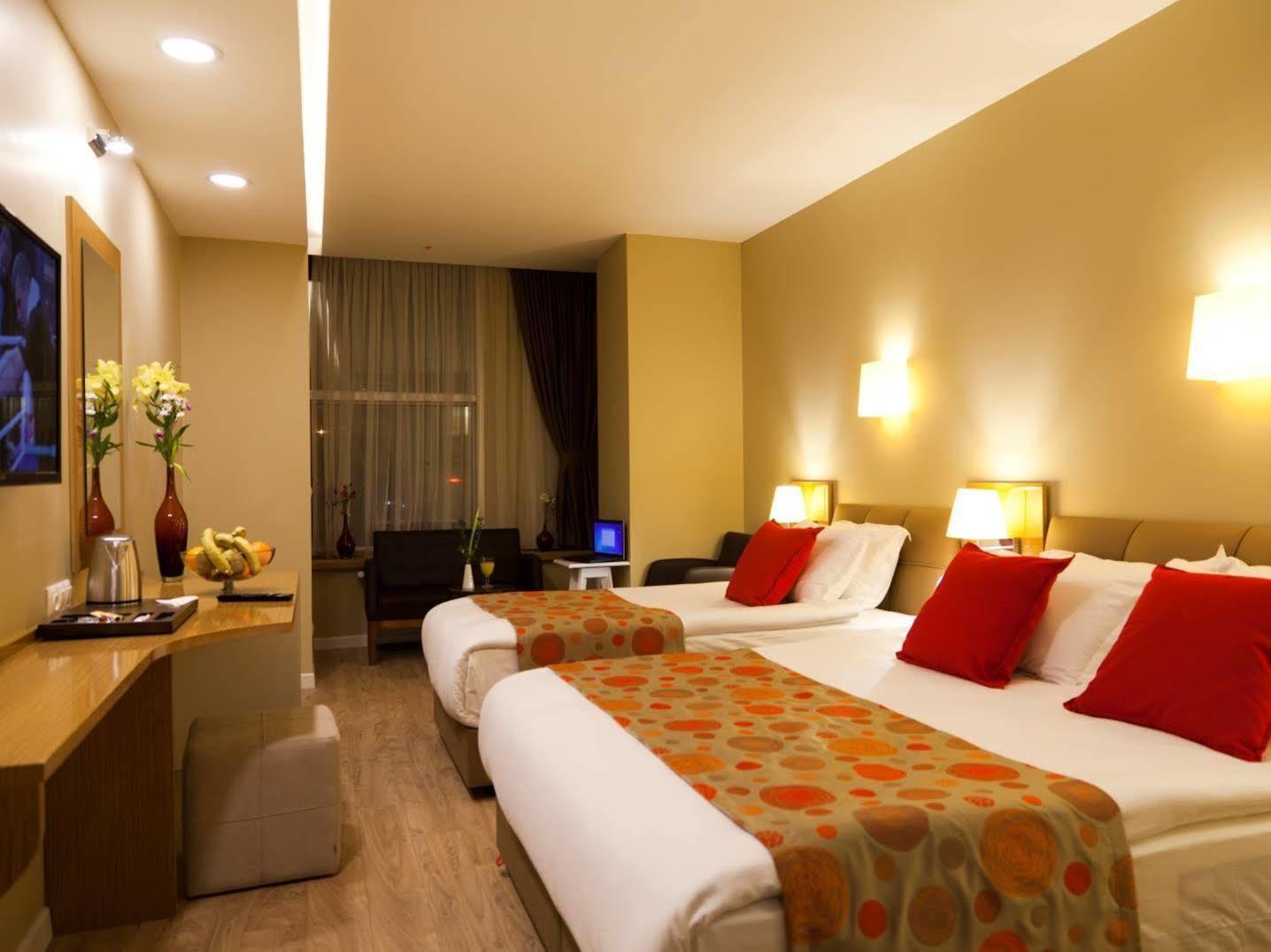 Grand Plaza Hotel Стамбул Экстерьер фото