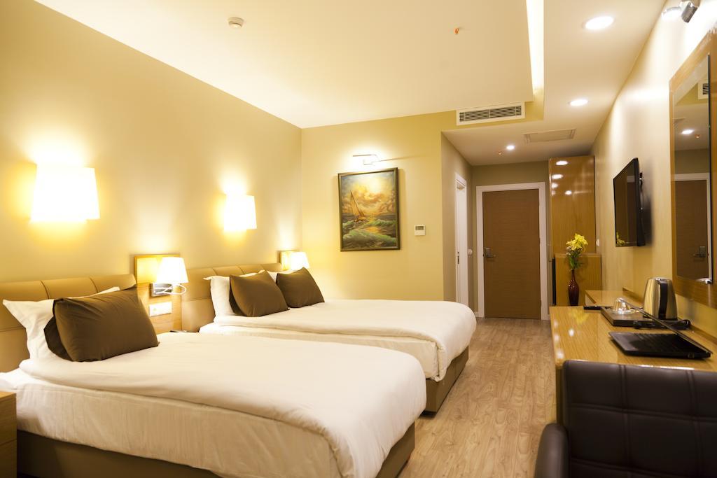 Grand Plaza Hotel Стамбул Экстерьер фото